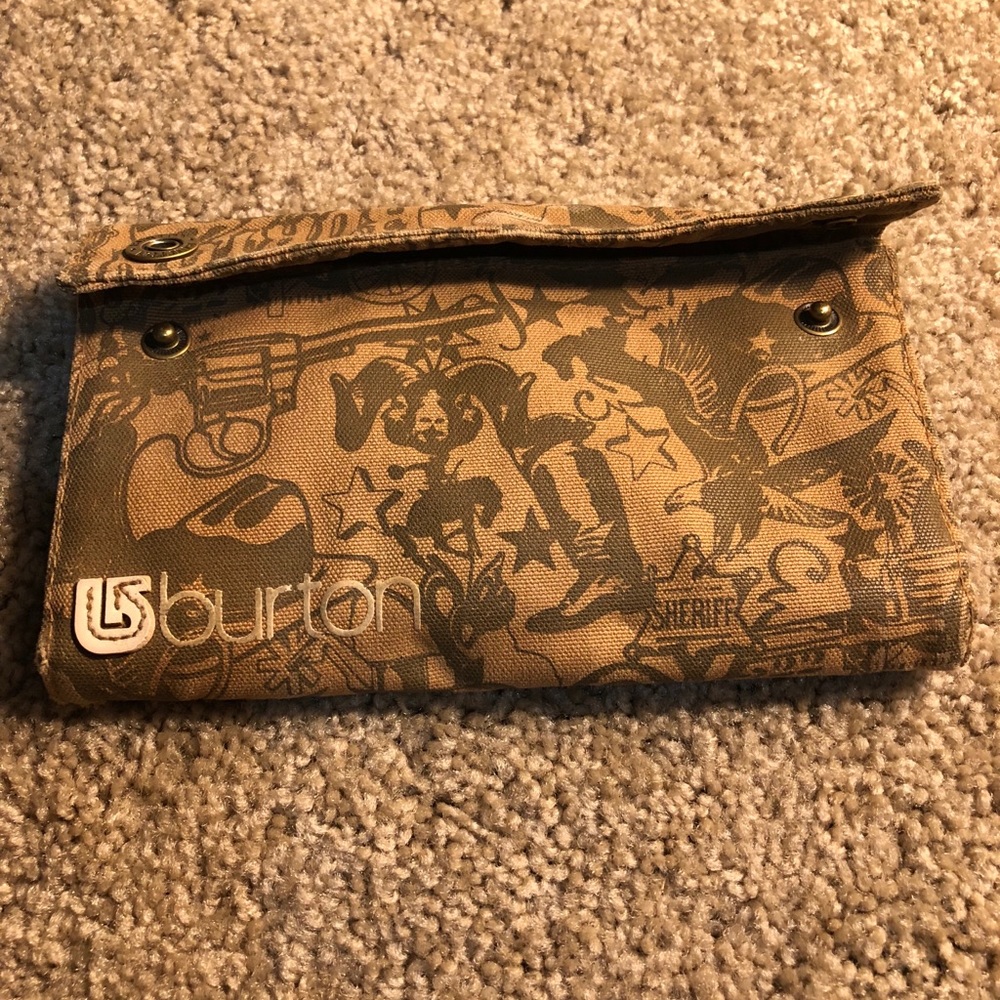 COPY - Burton Wallet